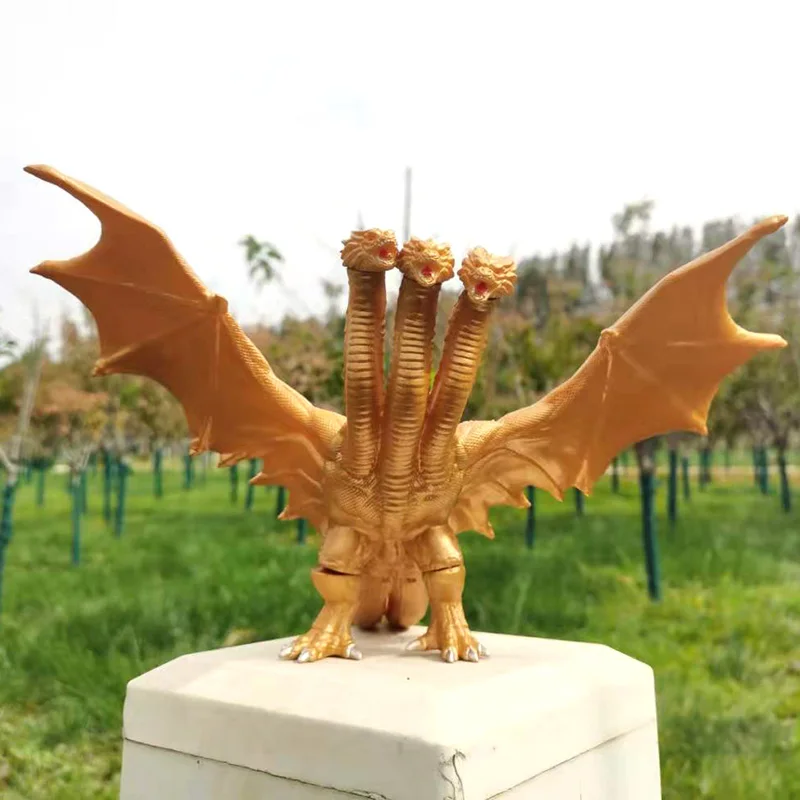 Large size three headed dragon - Model Kit Vs Action Figure review and price