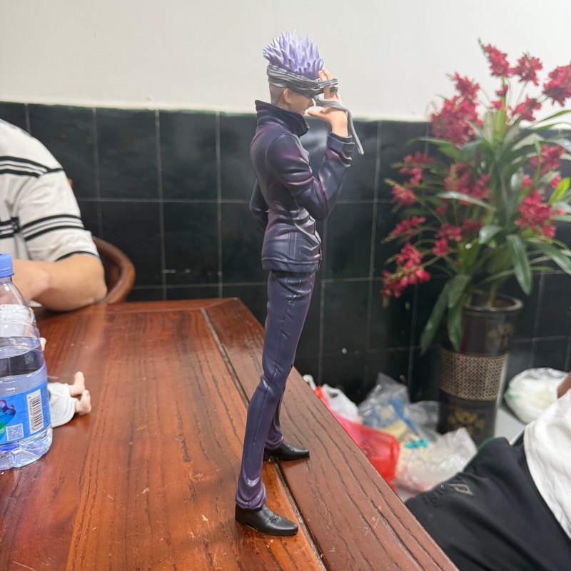 Jujutsu Kaisen Satoru Gojo GK  - Model Kit Jujutsu Kaisen review and price