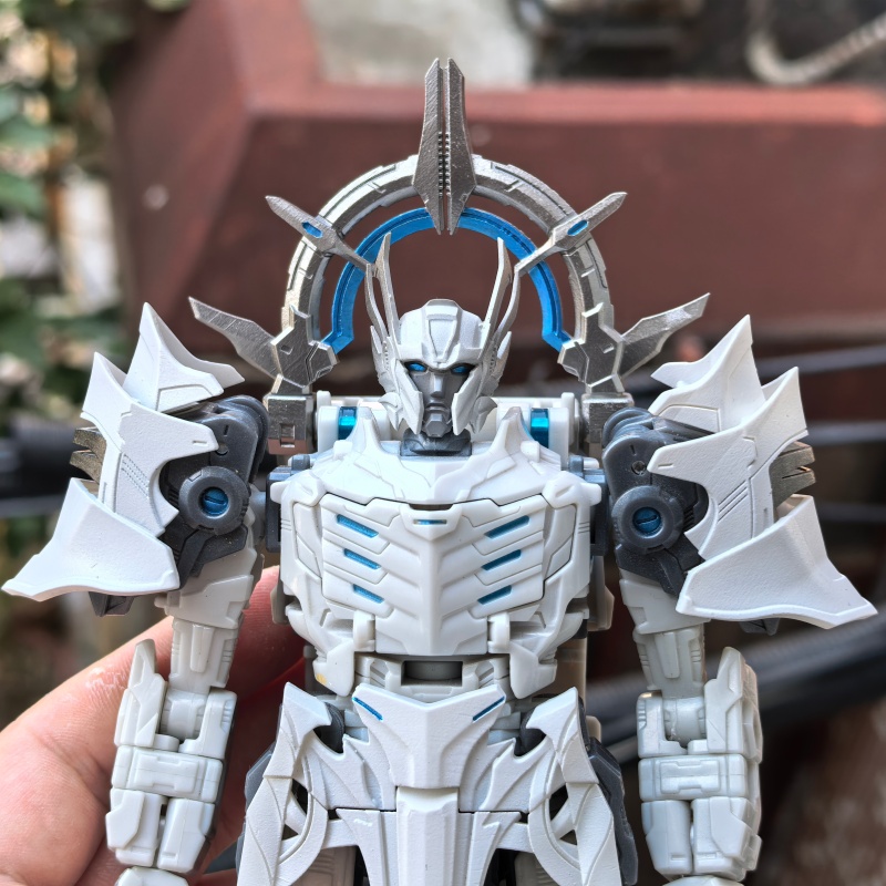 Achai Studio Transformation Pr - Model Kit Studio review and price